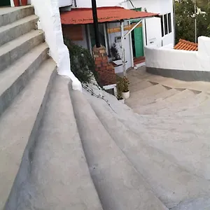 Casa Con Cuevita Holiday home